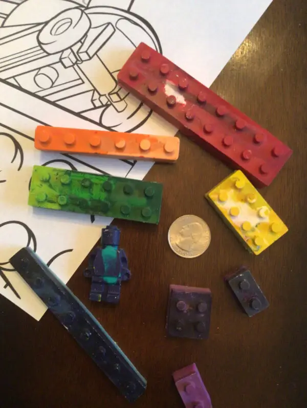 Building Blocks Crayons - Image 2
