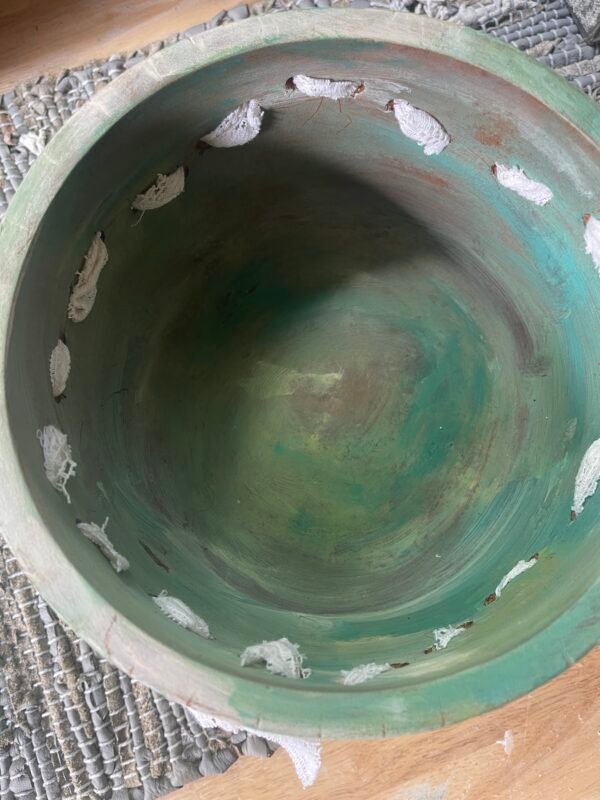 Shabby Chic: Upcycled Wooden Bowl - Image 2